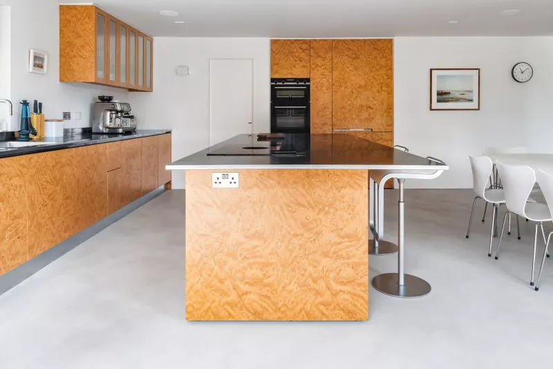 Micro-Quartz System